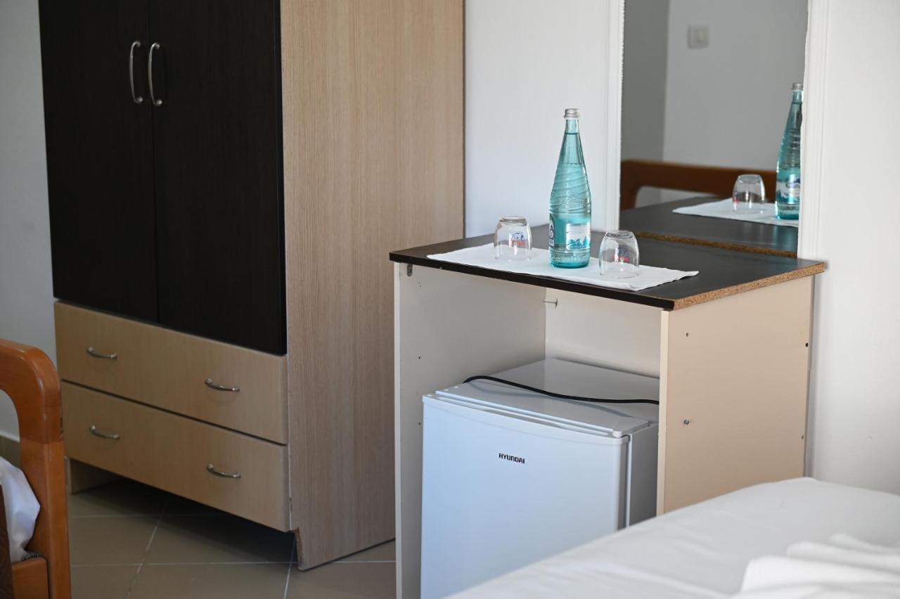 Vila Oxinn Kryemëdhej Bagian luar foto