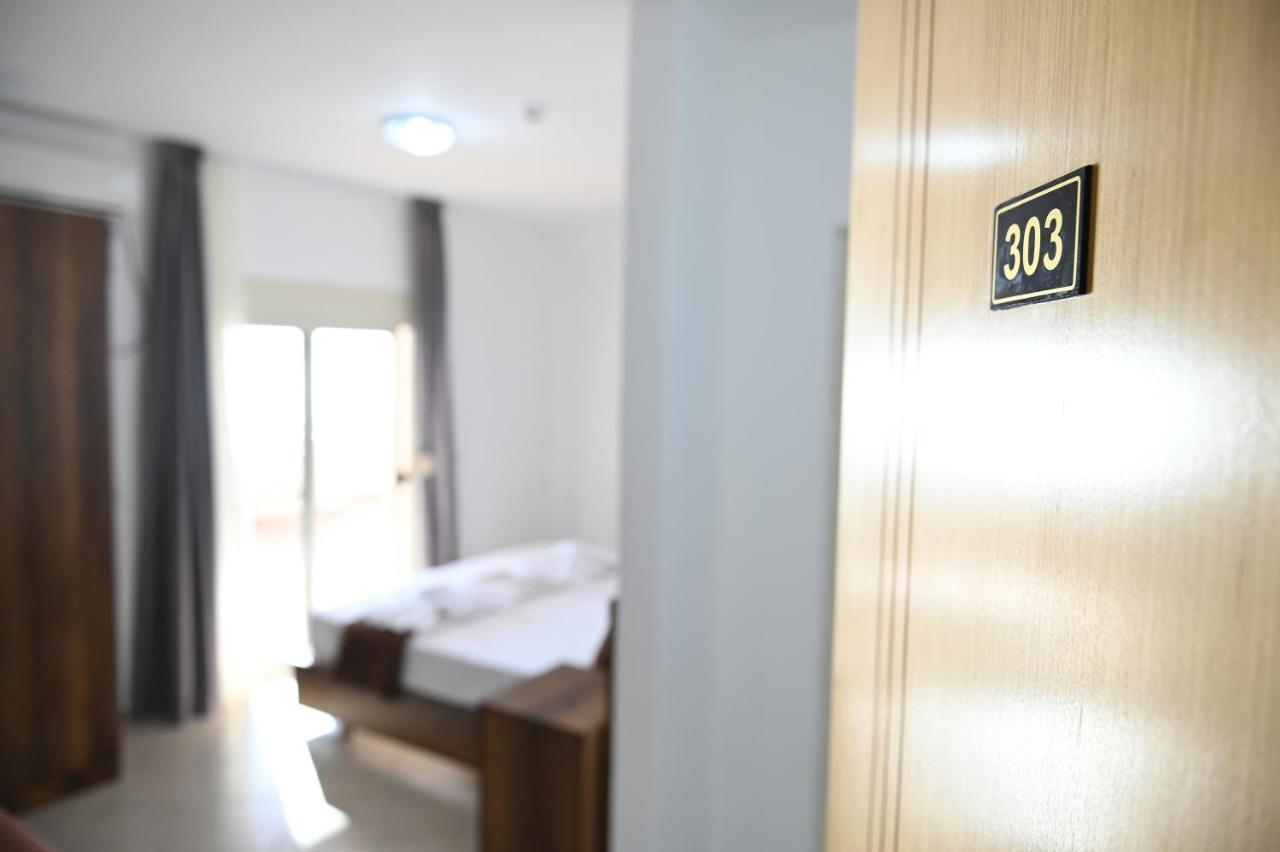 Vila Oxinn Kryemëdhej Bagian luar foto