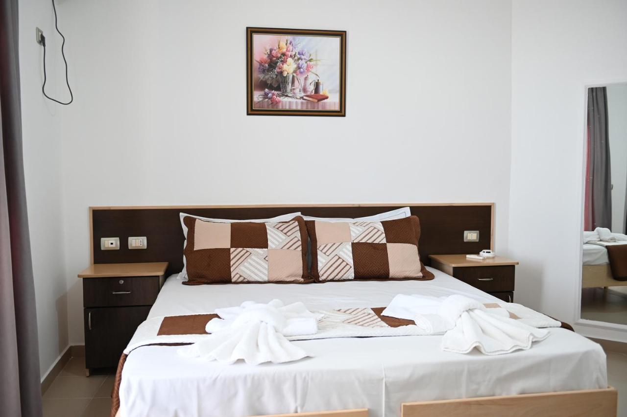 Vila Oxinn Kryemëdhej Bagian luar foto