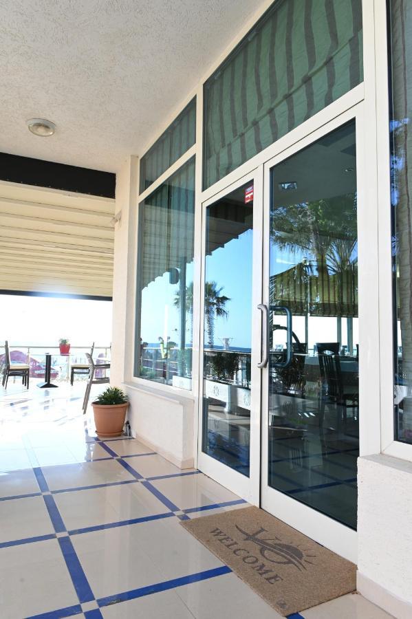 Vila Oxinn Kryemëdhej Bagian luar foto
