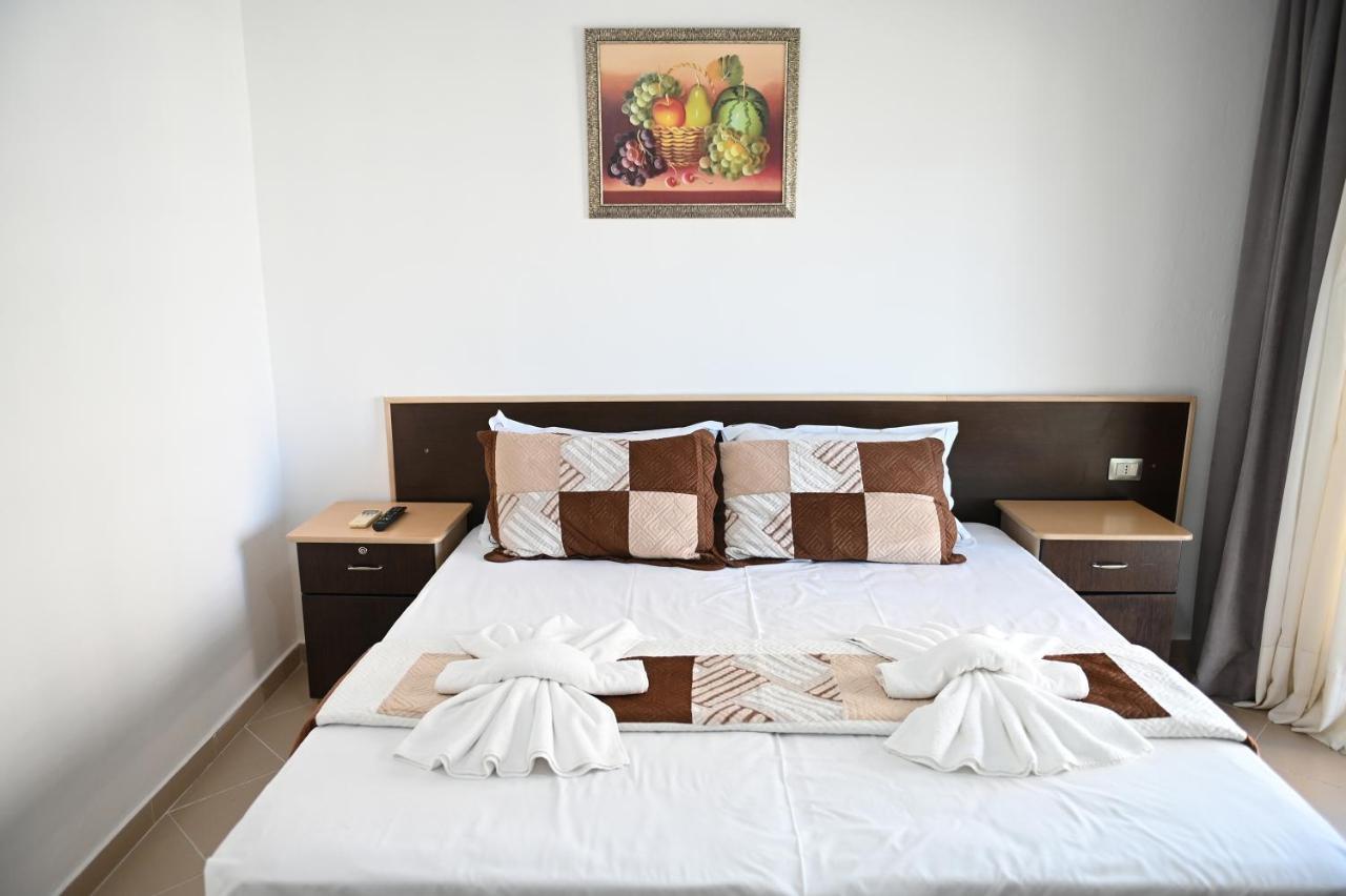 Vila Oxinn Kryemëdhej Bagian luar foto