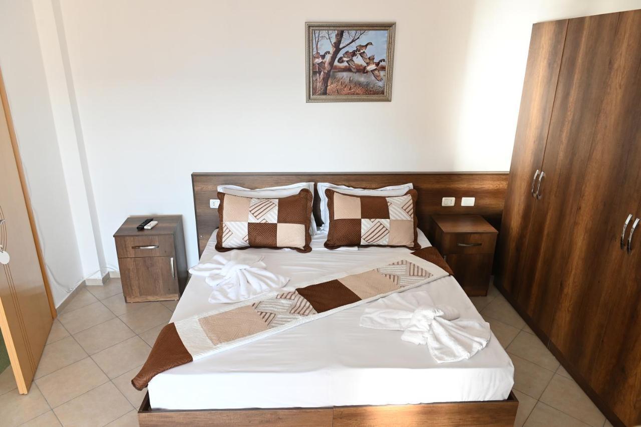 Vila Oxinn Kryemëdhej Bagian luar foto